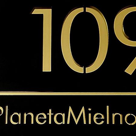 Apartament Planeta Mielno - Centrum, 2 Minuty Od Plazy ! ! ! Exteriör bild