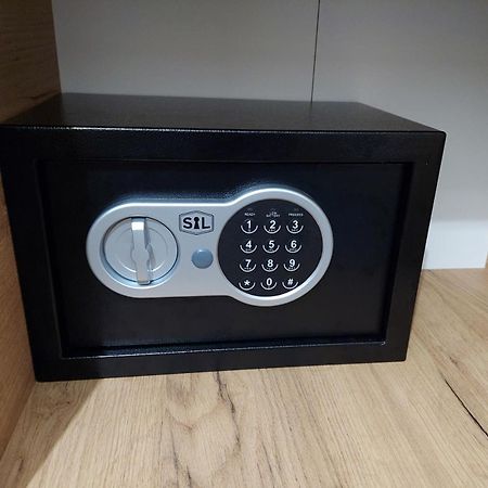Apartament Planeta Mielno - Centrum, 2 Minuty Od Plazy ! ! ! Exteriör bild