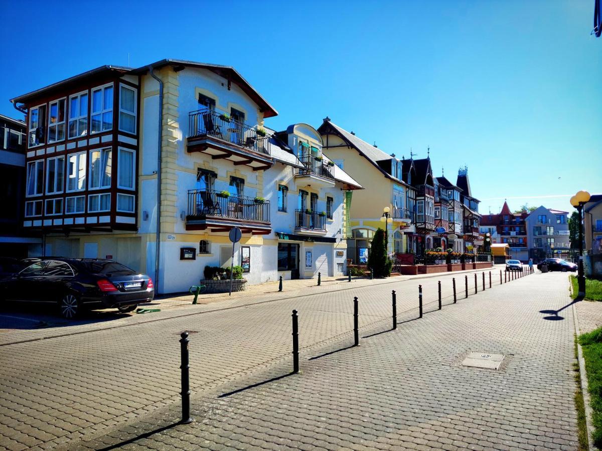 Apartament Planeta Mielno - Centrum, 2 Minuty Od Plazy ! ! ! Exteriör bild