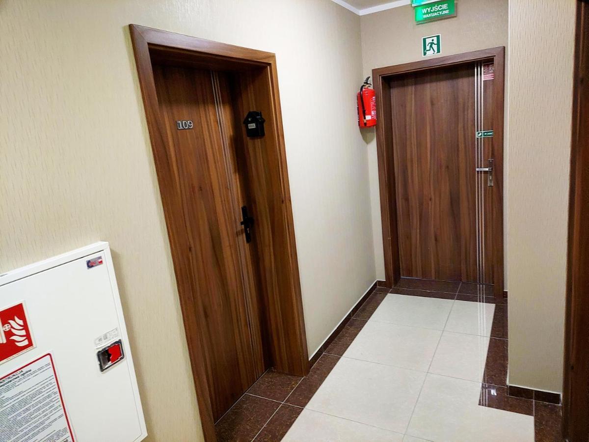 Apartament Planeta Mielno - Centrum, 2 Minuty Od Plazy ! ! ! Exteriör bild