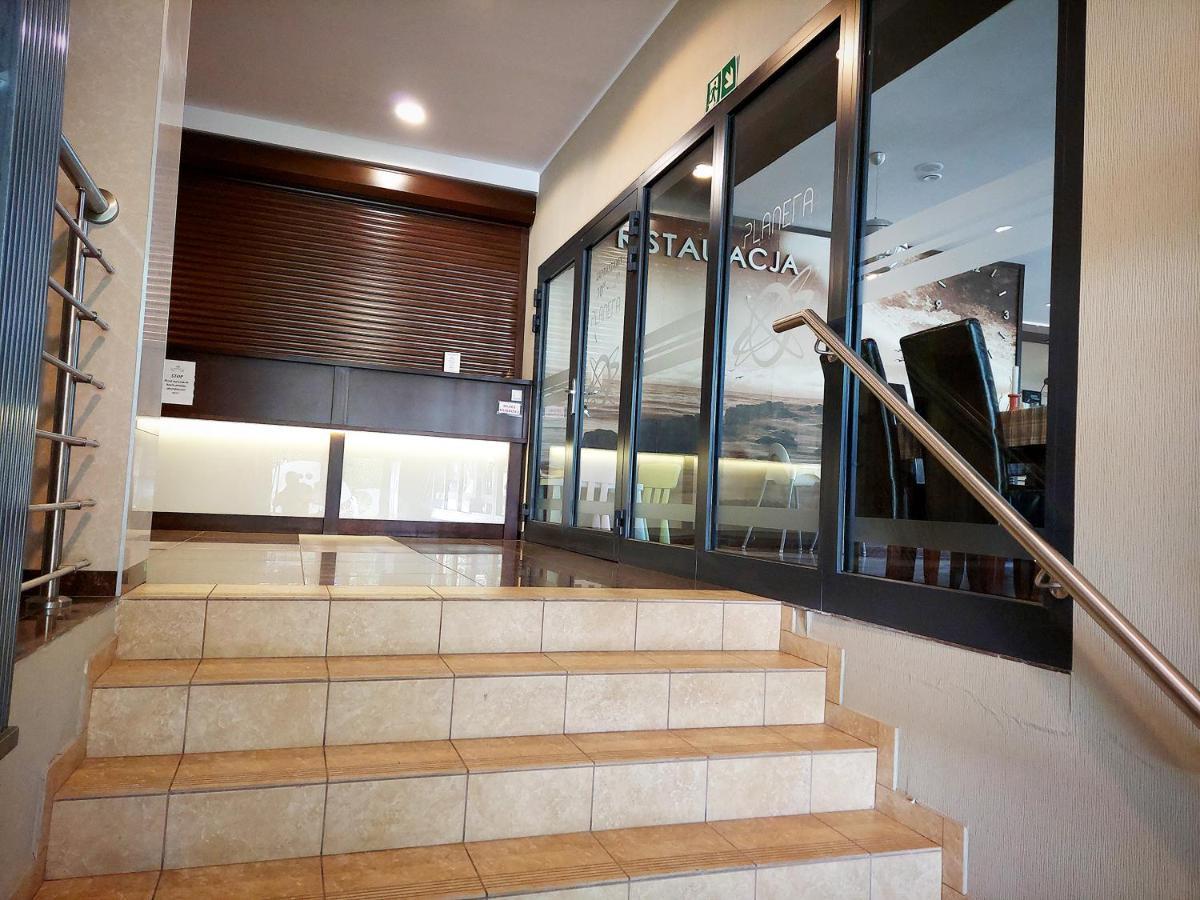 Apartament Planeta Mielno - Centrum, 2 Minuty Od Plazy ! ! ! Exteriör bild